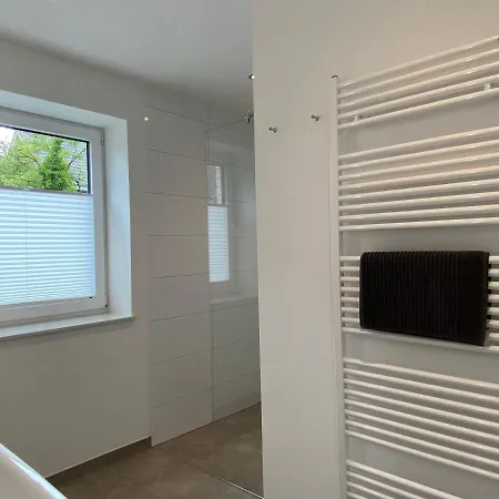 Ferienwohnung Fordebrise - Modernes Wohnen In Stilvollem Neubau